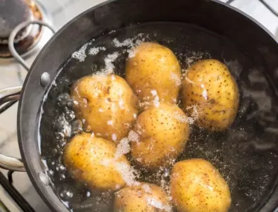 2 пъти по бързо варене на картофи, ако добавите това към водата
