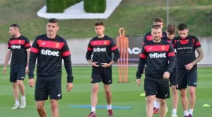 {{ otherArticle[0].article.title }}