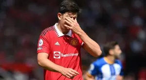 Патрис Евра застана зад Магуайър: Той трябва да си върне мястото в състава сега!