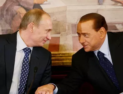Берлускони едва крета, но иска да помири Путин и Зеленски и да стане 