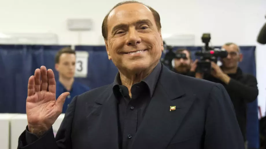 Състоянието на Берлускони се подобрява 