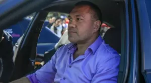 {{ otherArticle[0].article.title }}