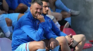 Виц на деня: Докато гледал Световното по футбол, български национал видял...