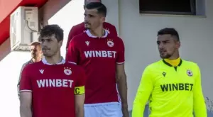 Защитникът Мено Кох остава поне още 12 месеца на "Армията" - ЦСКА му даде нов договор?