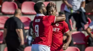 {{ otherArticle[0].article.title }}