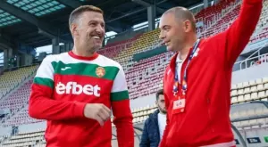 {{ otherArticle[0].article.title }}