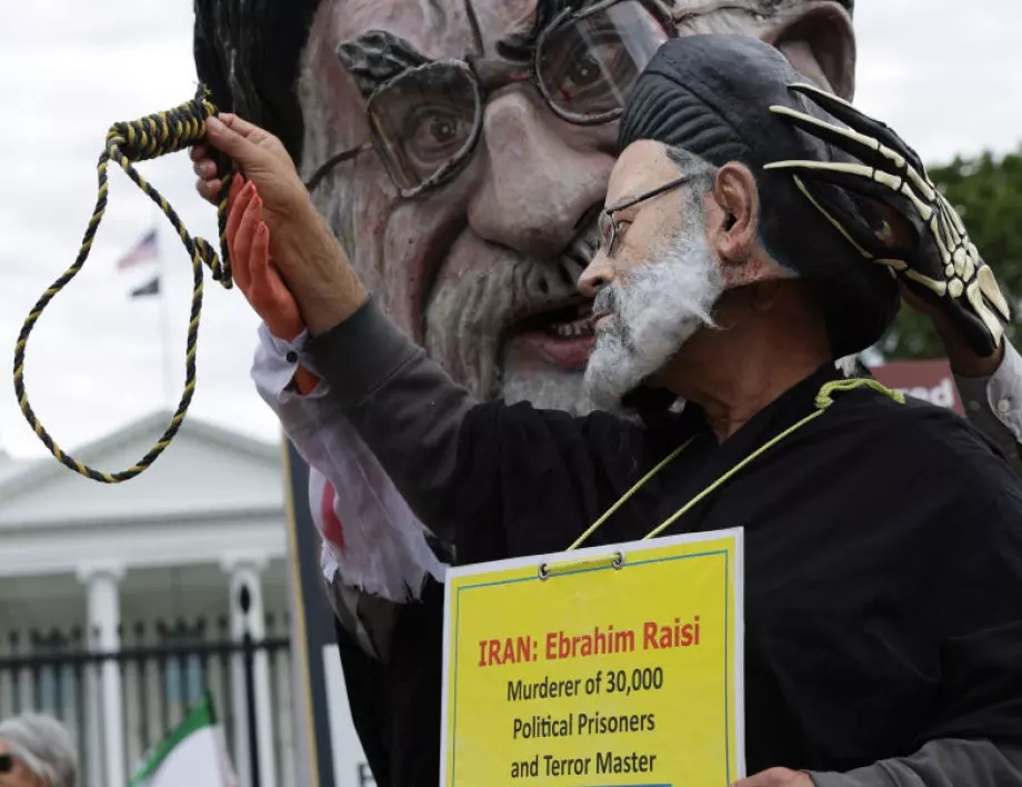 Великобритания наложи санкции на иранската нравствена полиция