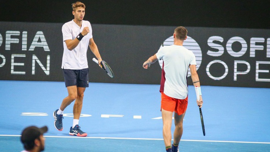 Страхотно! Донски и Лазаров са на ¼-финал на двойки на Sofia Open след успех над финалисти в Големия шлем