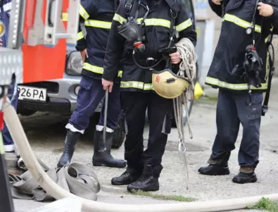 Възрастен мъж загина при пожар в къща в София