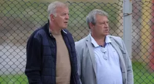 {{ otherArticle[0].article.title }}