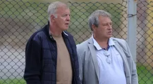 {{ otherArticle[0].article.title }}