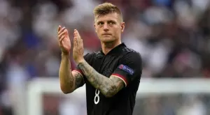 {{ otherArticle[0].article.title }}