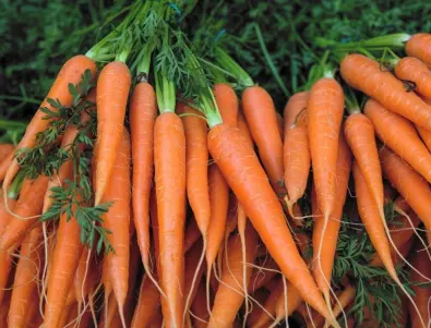 Никога не слагайте морковите до този плод