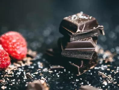 Лекар: Наблегнете на черния шоколад, ако ви се яде сладко