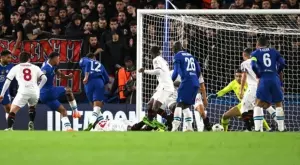 {{ otherArticle[0].article.title }}