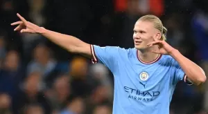 {{ otherArticle[0].article.title }}