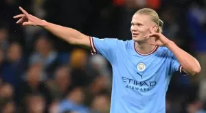 {{ otherArticle[0].article.title }}