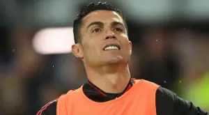 {{ otherArticle[0].article.title }}