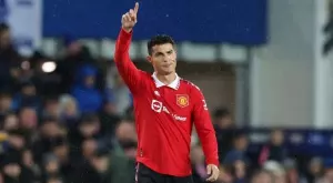 {{ otherArticle[0].article.title }}