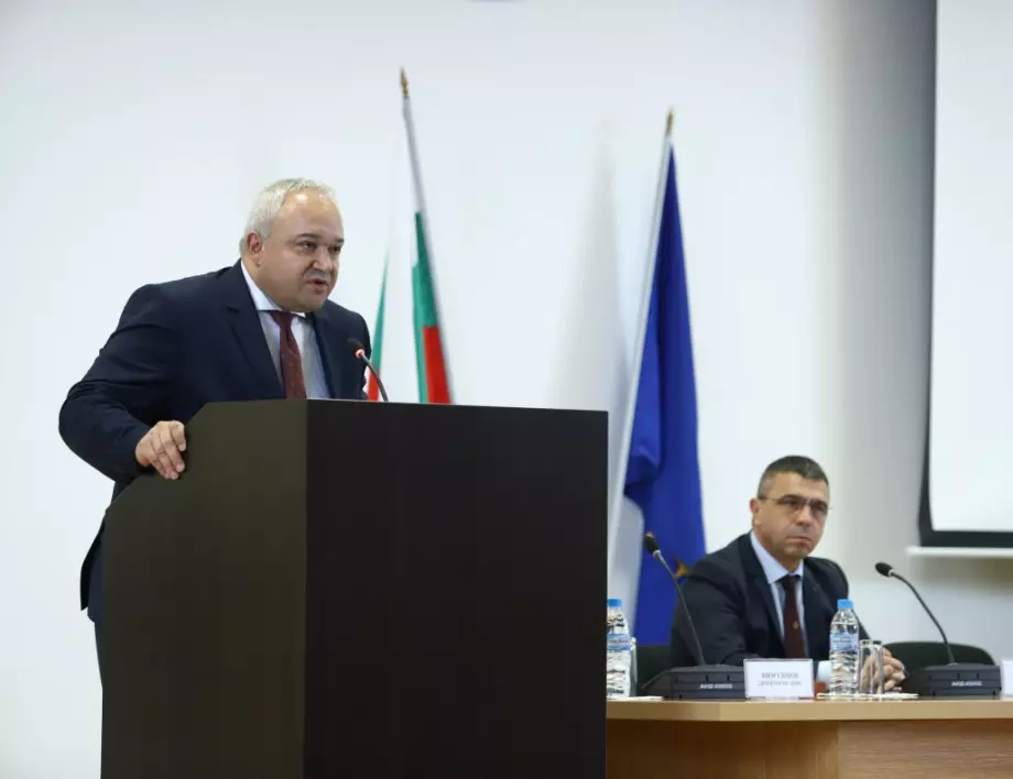 Уволненият шеф на полицията в Кюстендил се е срещал с Младен Маринов и Христо Терзийски