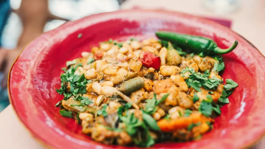 Тайната на Иван Звездев за вкусен боб с кисело зеле
