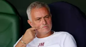 {{ otherArticle[0].article.title }}