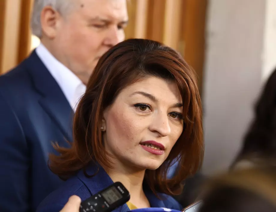 Десислава Атанасова отново ще бъде председател на ПГ на ГЕРБ - СДС