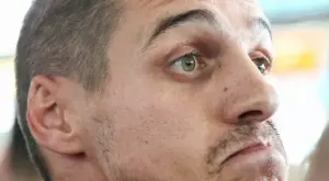 {{ otherArticle[0].article.title }}