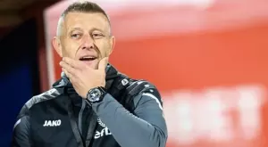 {{ otherArticle[0].article.title }}