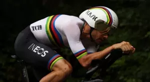 {{ otherArticle[0].article.title }}