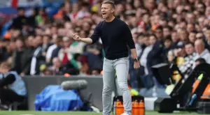 Потвърдено: В битката за оцеляване, Лийдс уволни треньора си Джеси Марш