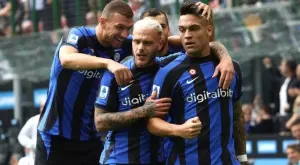 Официално: Легендата Един Джеко се раздели с Интер, акостира близо до България