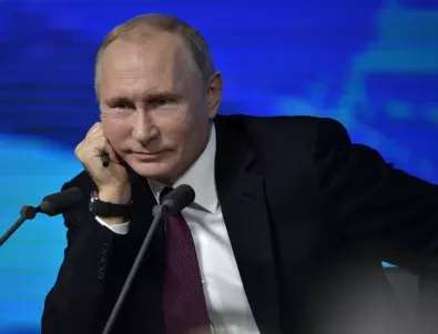 Голяма сделка показва как Путин затяга информационната си хватка в Русия