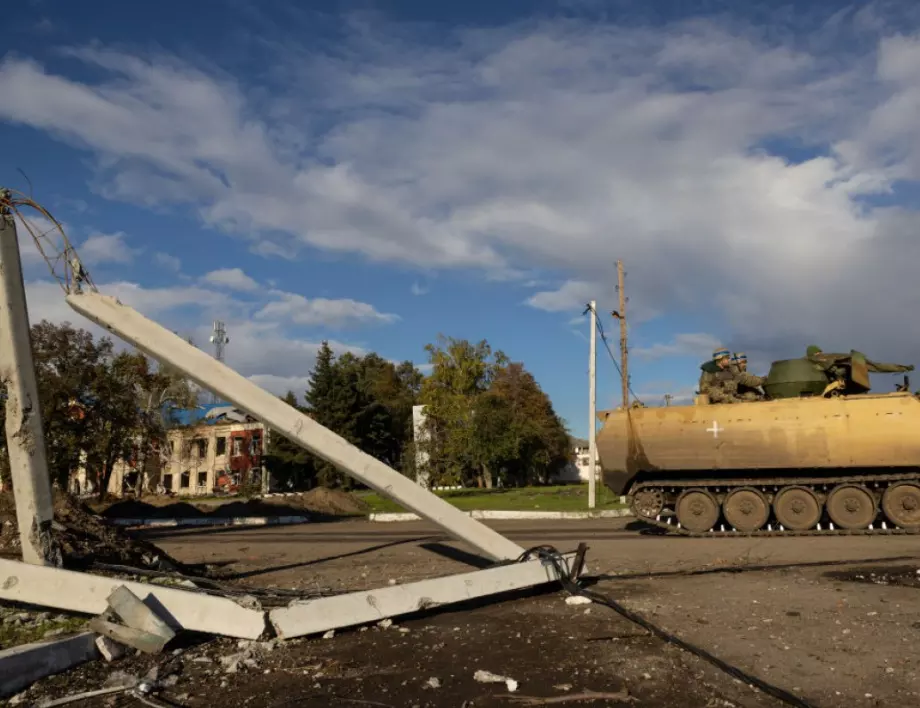 Близо милион и половина домакинства са без ток в Украйна след нови руски ракетни удари