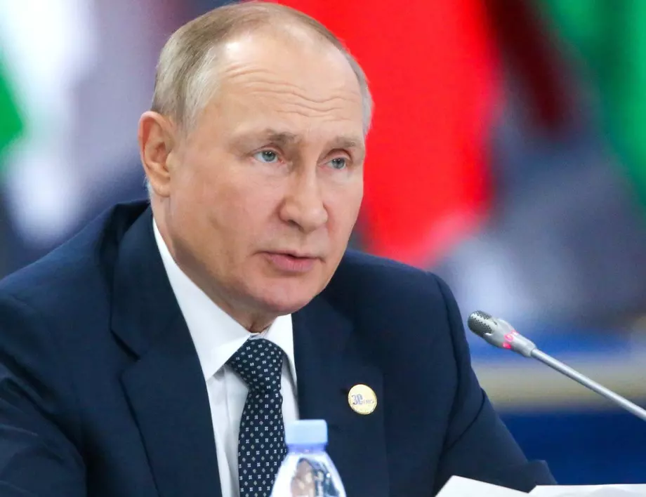 Руски пропагандатори: Путин напусна Херсон след лоши новини от Иран