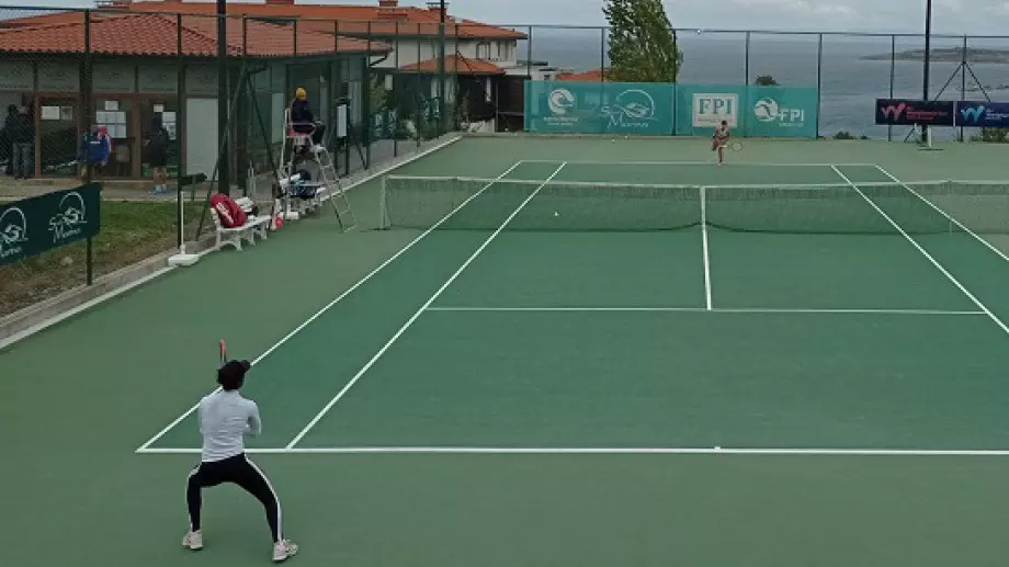 Талантлива родна тенисистка стартира с победа в Санта Марина