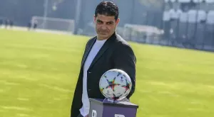 {{ otherArticle[0].article.title }}