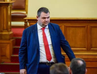 ДПС брани Пеевски: За 2 години не видяхме факти срещу него