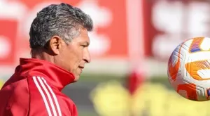 Официално: Красимир Балъков се завърна в Първа лига!