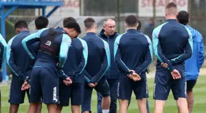 Колко пари ще струва зимният лагер на Левски в Дубай?