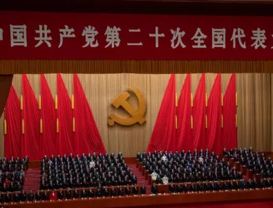 Китайската комунистическа партия започва пренаписване на Библията и Корана