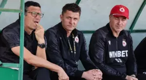 {{ otherArticle[0].article.title }}