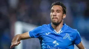 {{ otherArticle[0].article.title }}