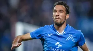 {{ otherArticle[0].article.title }}