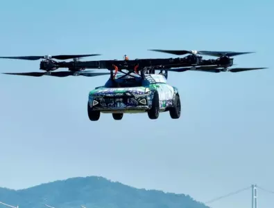 Китайци направиха истинска летяща кола