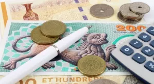В европейска страна започват да изтеглят банкноти заради много онлайн плащания 