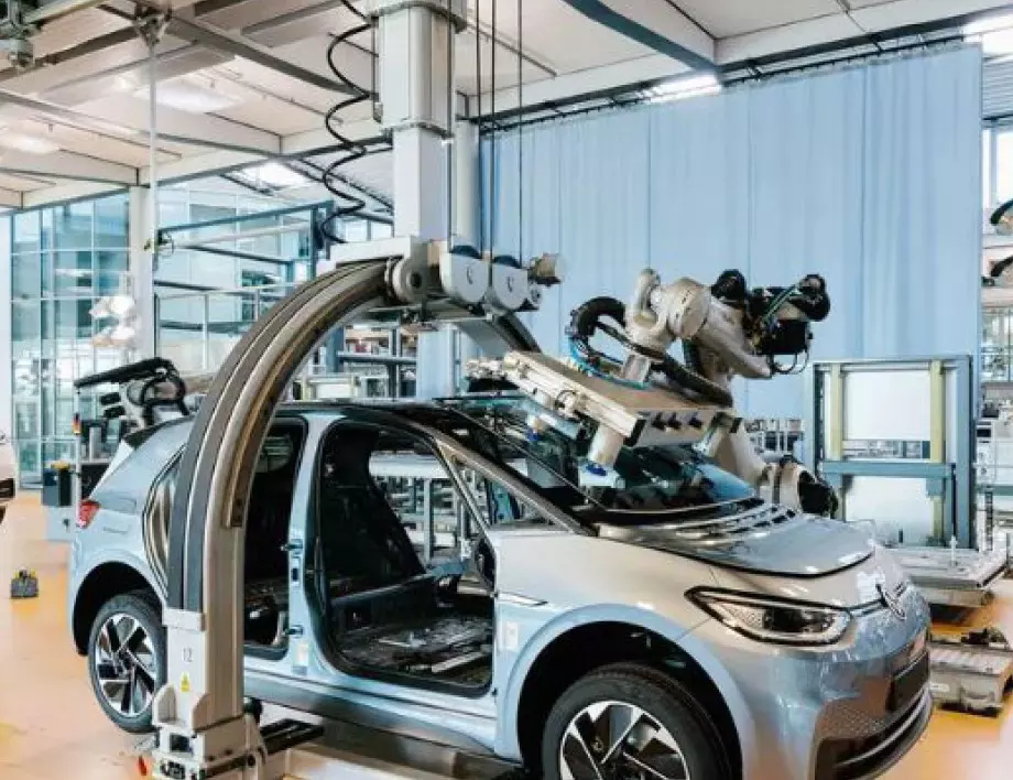Volkswagen ще ускори спирането на двигателите с вътрешно горене