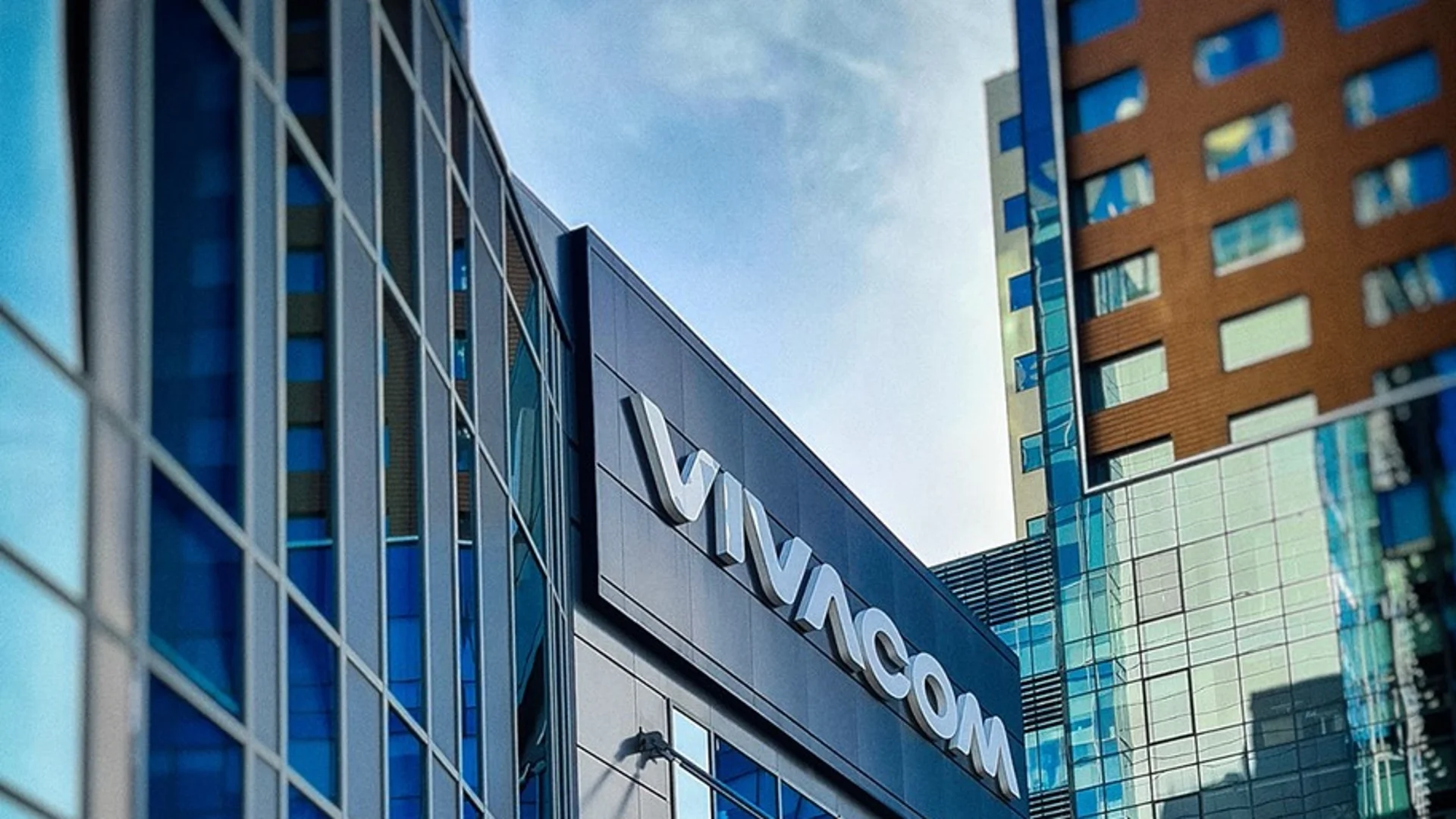 Ново начало, нов смартфон – Vivacom със специални предложения за всички абитуриенти