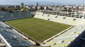 {{ otherArticle[0].article.title }}