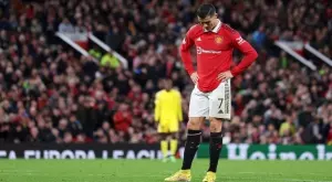 {{ otherArticle[0].article.title }}